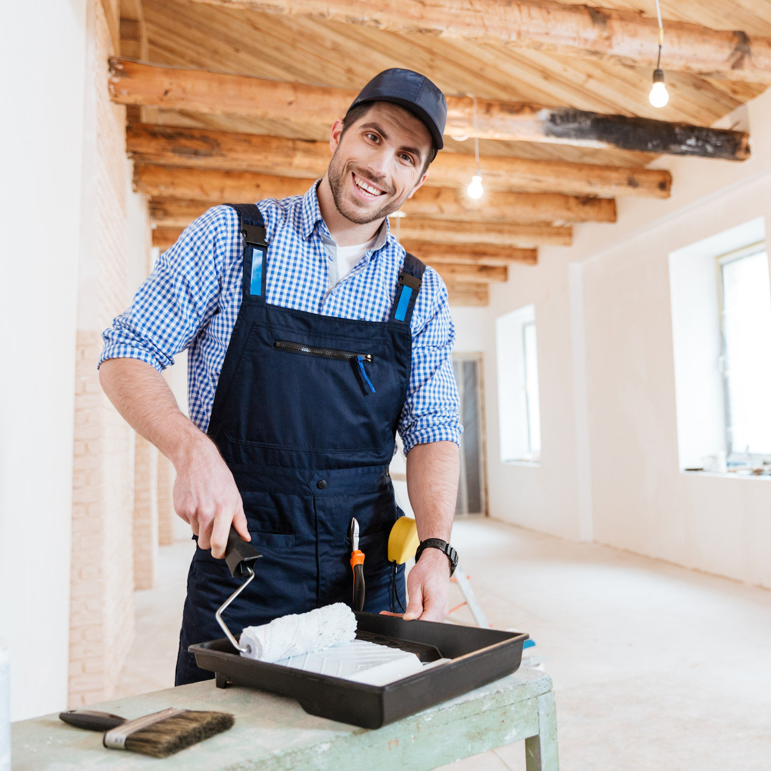 158803772563painter with roller.jpg